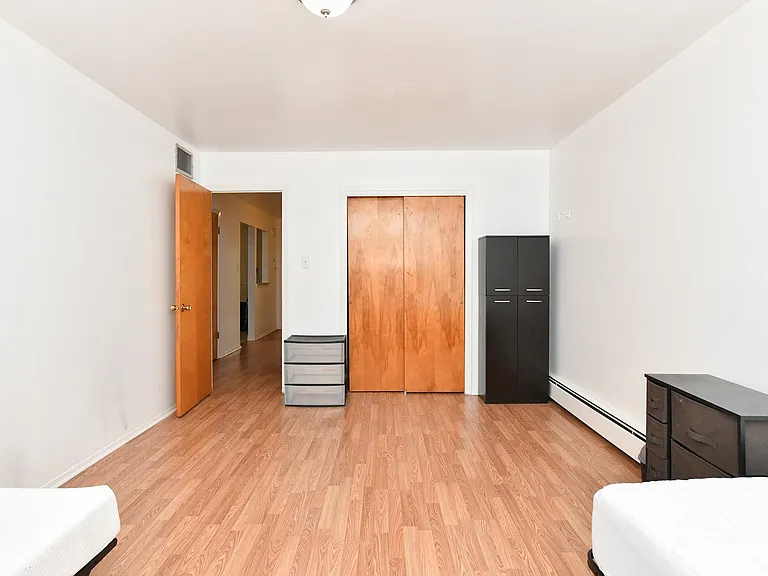 207 Manhattan Ave #2 — Photo 14