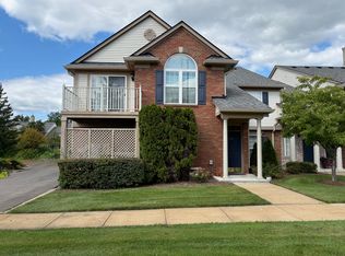 3541 Oakmonte Blvd, Rochester, MI 48306