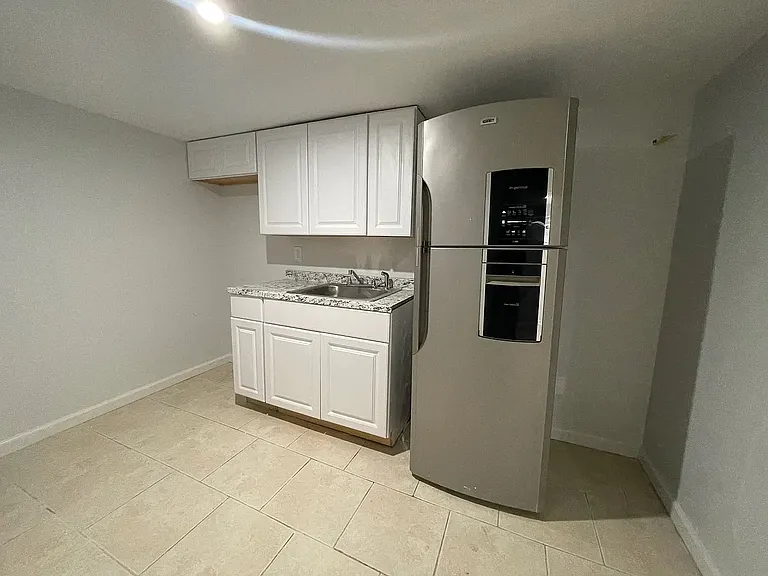76 Wade St #1 — Photo 2