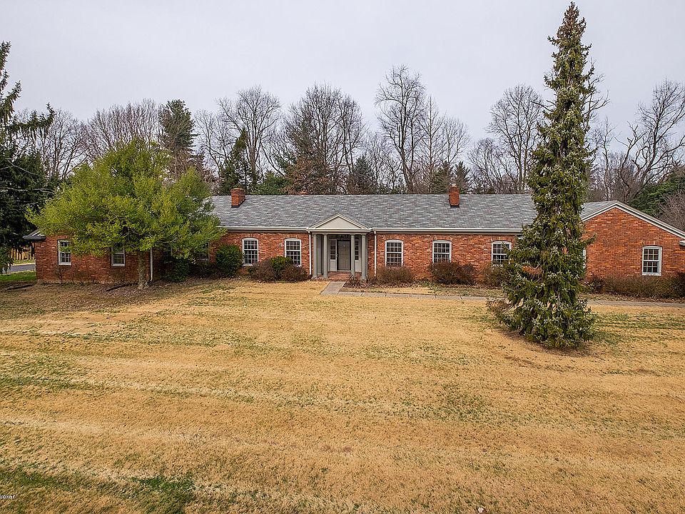 2nd image of 3612 Nandina Dr