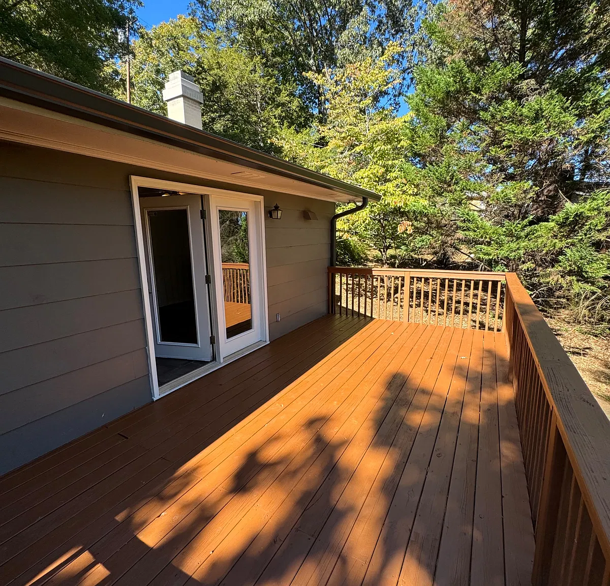 4 bed, 2.5 bath, 1718 sqft, $2,200 — Photo 1