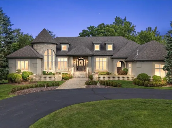 4575 Hidden Glen Cir #3, Rochester, MI 48306