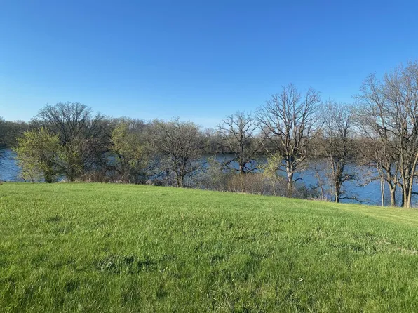 429 W Walnut Ave, Frazee, MN 56544