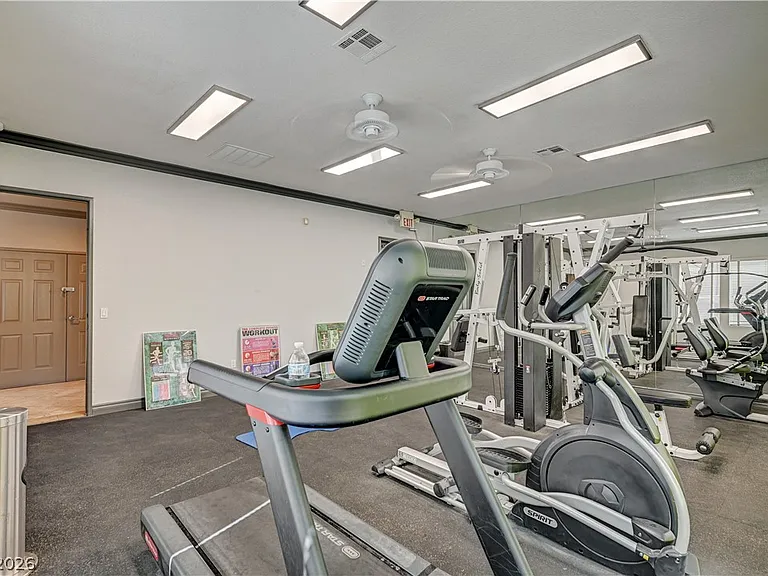 8101 W Flamingo Rd #1017 — Photo 31