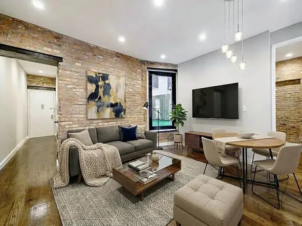 92 2nd Ave, New York, NY