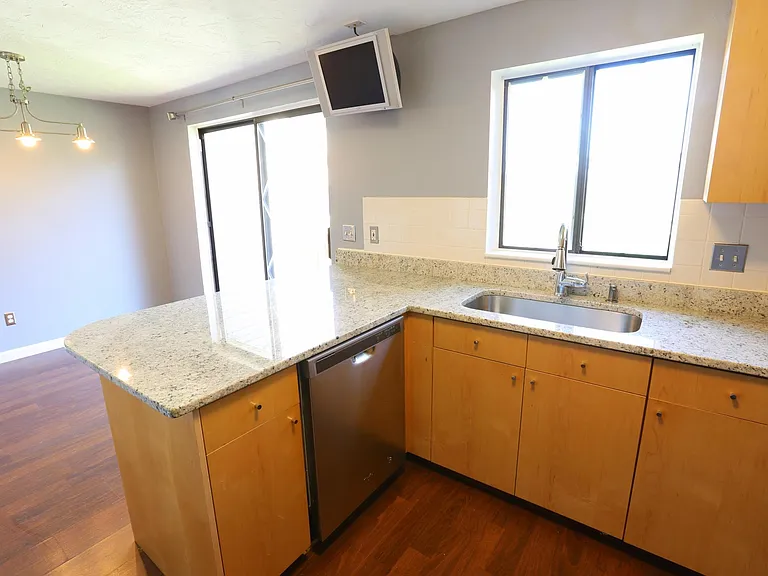 Wellington Cir — Photo 8