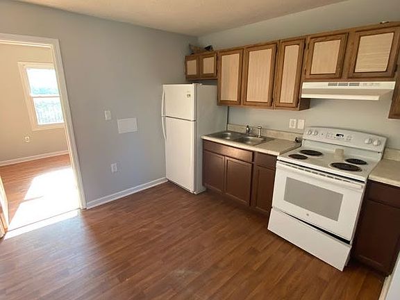 4th image of 1201 Division St #1