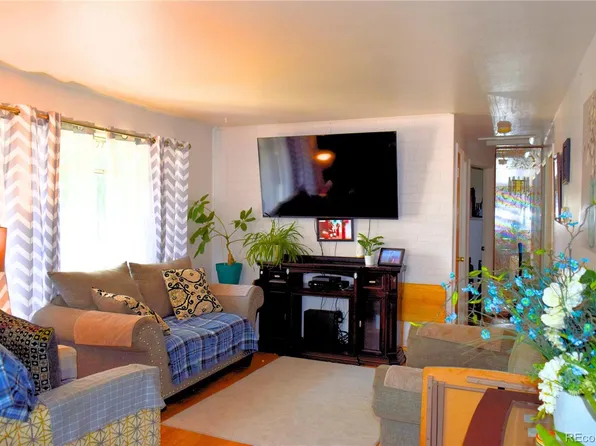 2605 Xanadu Street, Aurora, CO 80011