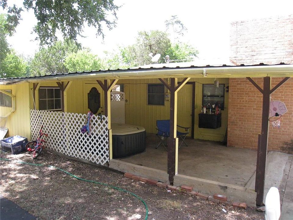 1st image of 527 County Road 1700