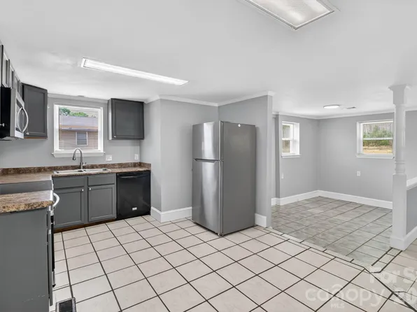 62 Roberta Rd SW, Concord, NC 28027