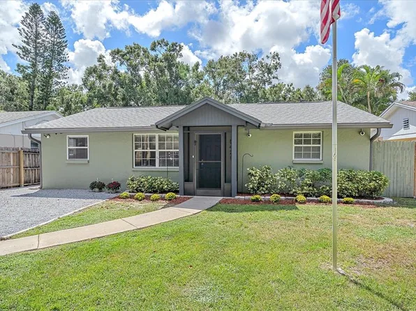 5430 Potter St, Sarasota, FL 34232