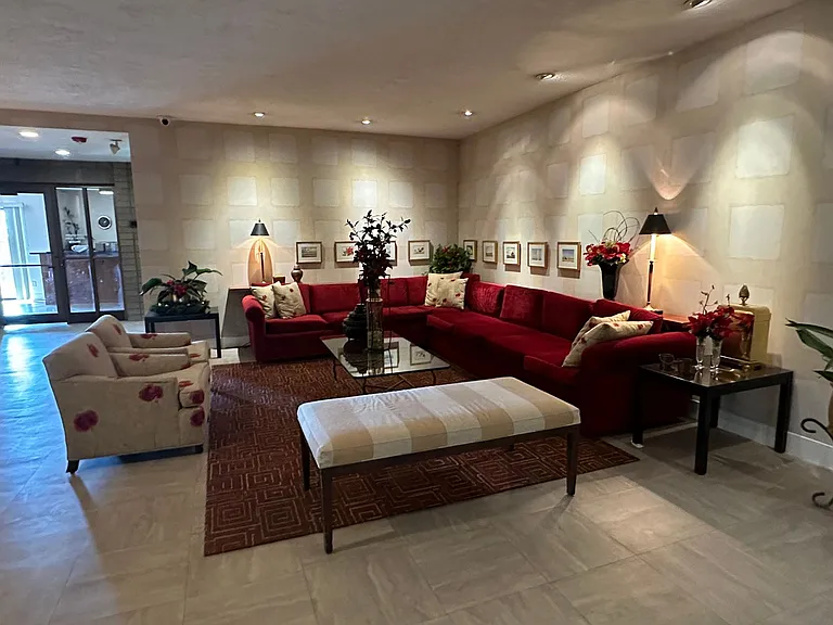 245 N Vine St #901 — Photo 46