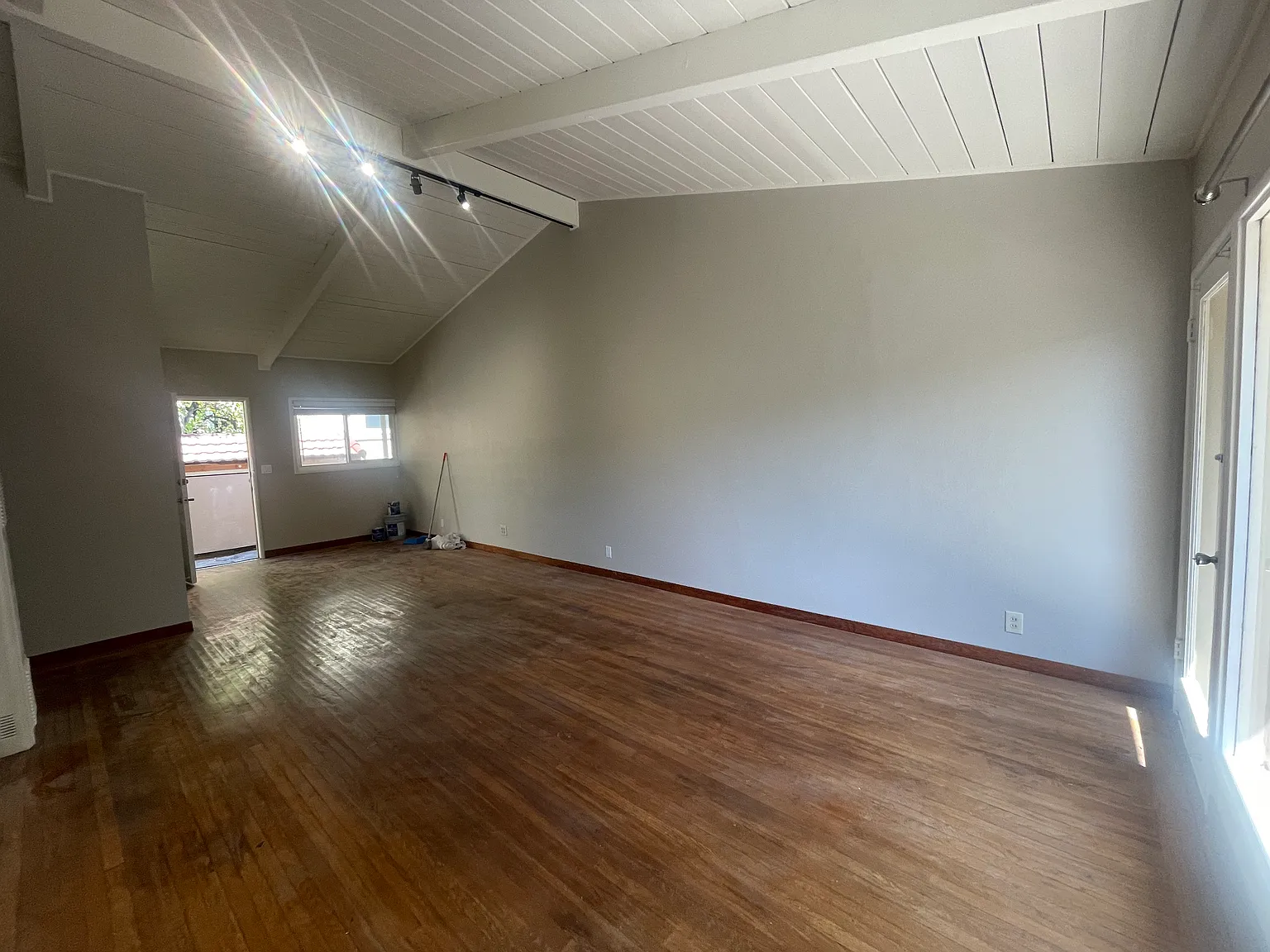 1 bed, 680 sqft, $2,495 — Photo 2