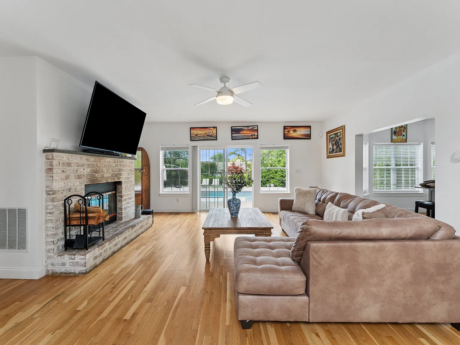 Stunning Southampton Rental — Photo 4