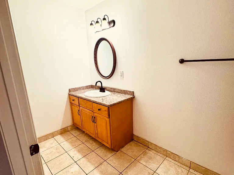 303 W Verdugo Ave #211 — Photo 4