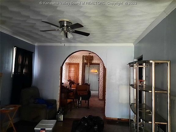 3rd image of 11635 Maccorkle Ave