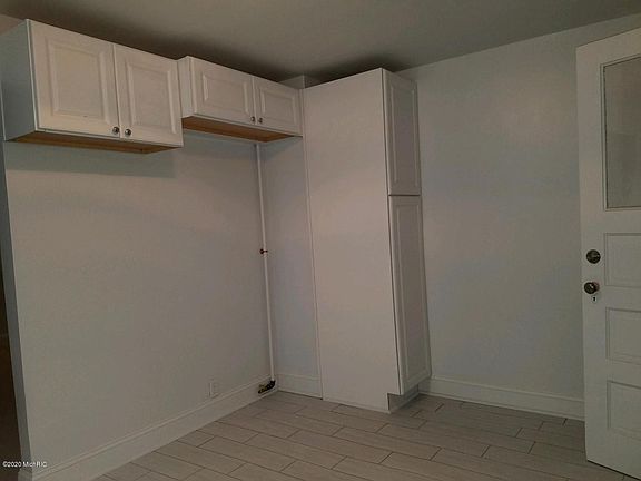 4th image of 16623 136th Ave