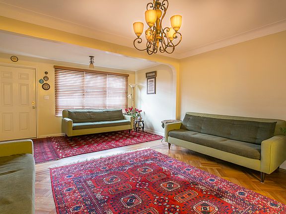 2nd image of 7019 Loubet St