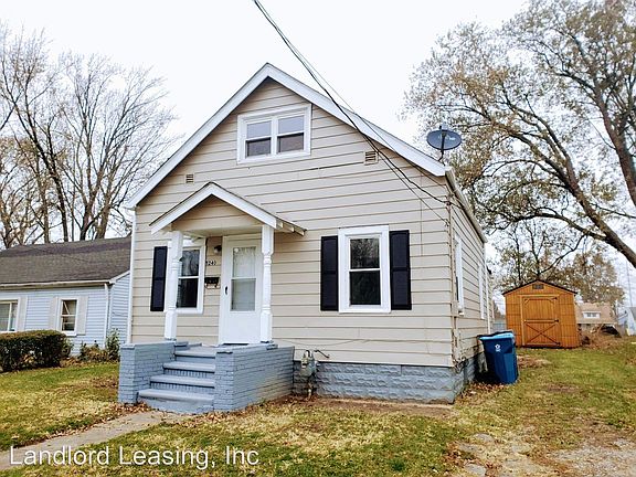 2nd image of 1240 W 19th St