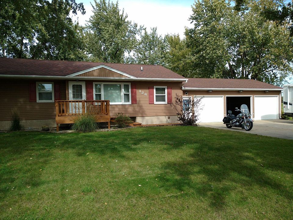 1st image of 126 Joanne St