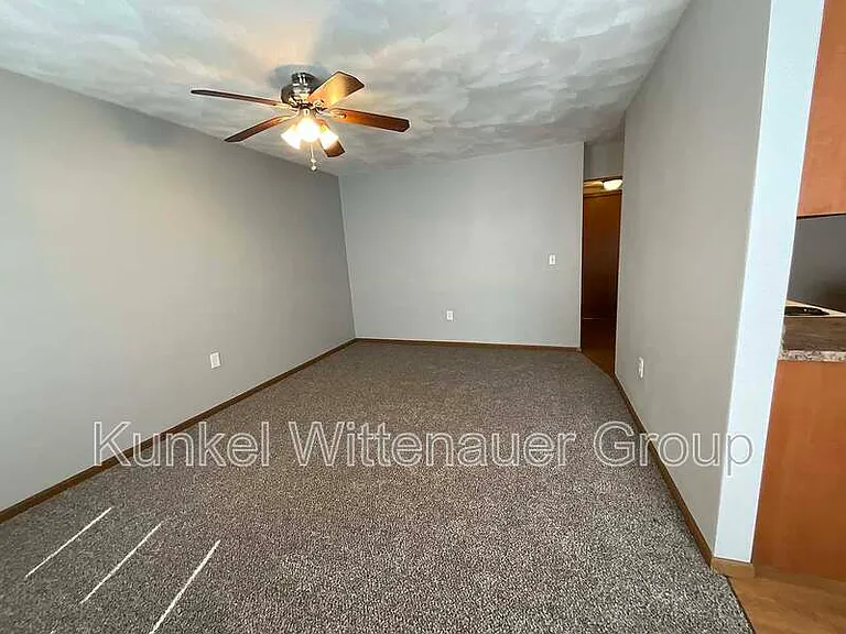 1808-4 Jamestown Rd — Photo 10