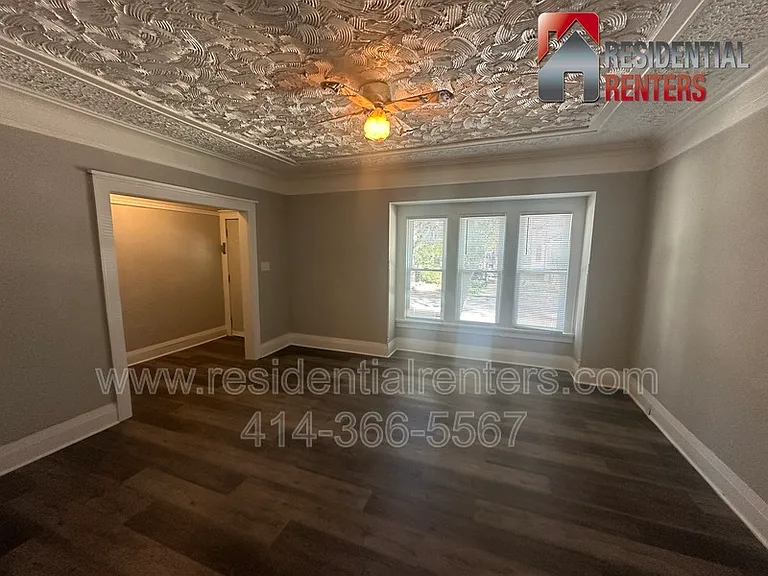 3025 N 6th St — Photo 3
