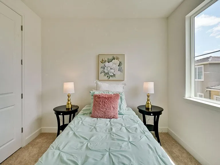 1056 Duane Ct — Photo 21