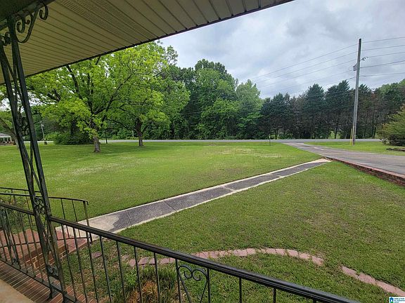 3rd image of 715 Rock Mills Rd