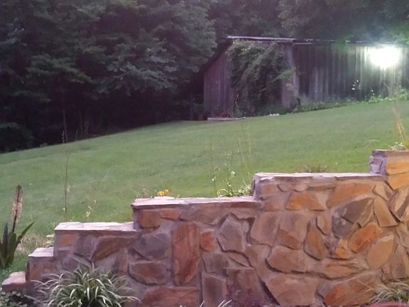 5th image of 185 William Dr