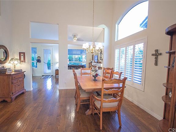 4th image of 27614 Yardley Way