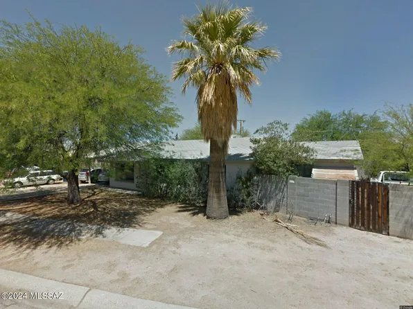 5853 E 19th St, Tucson, AZ 85711