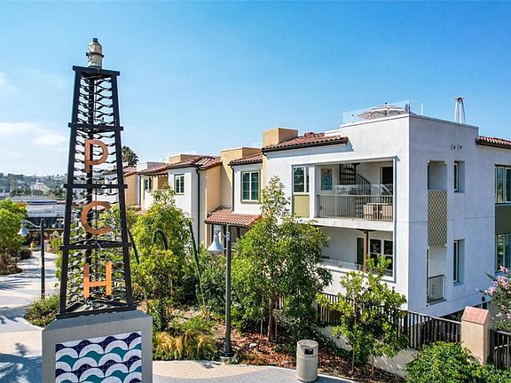 5th image of 1529 Doheny Way