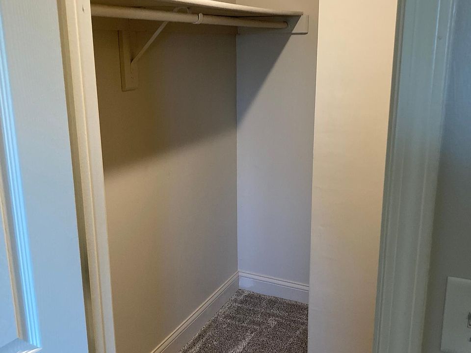 1st image of 10-5120 Emerald Dr #21