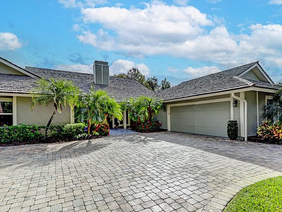 2nd image of 6205 SE Ironwood Cir