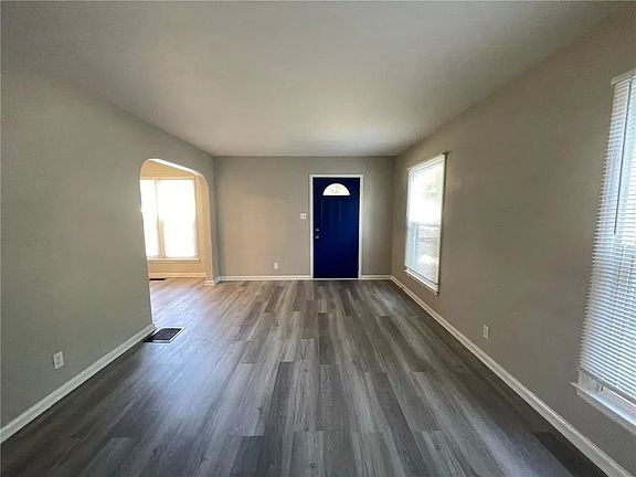 3rd image of 3441 Station St