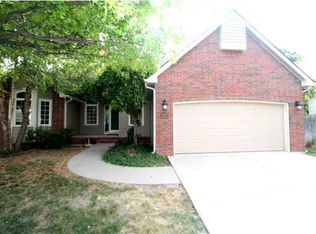 2646 N Ridgewood Ct, Wichita, KS 67220