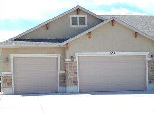 934 S Valley View Dr, Santaquin, UT 84655