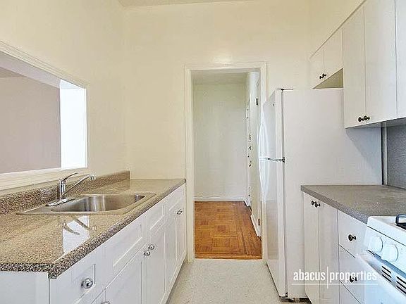 5th image of 1038 Ocean Ave APT B55