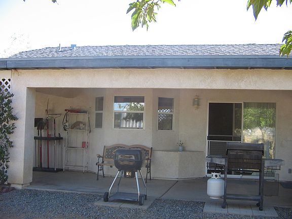 Covered Full-length Patio