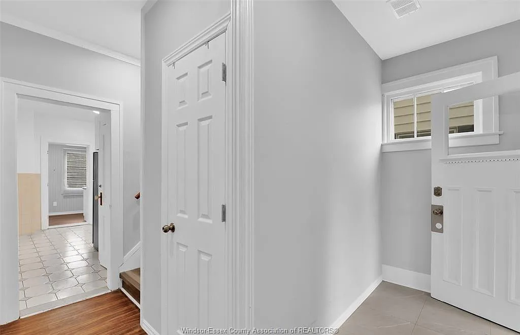5 bed, $2,195 — Photo 3