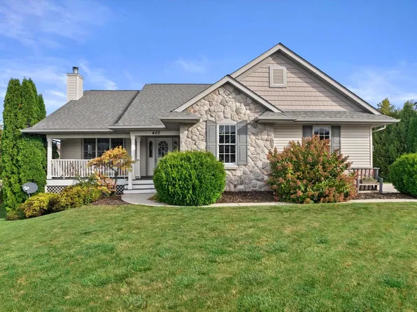 400 Hidden Meadow DRIVE, Glenbeulah, WI 53023