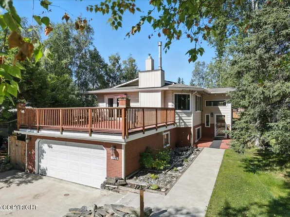 7317 Hennings Way, Anchorage, AK 99504