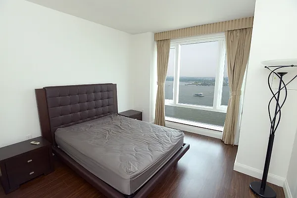 Rented by Battery Park Realty | media 29