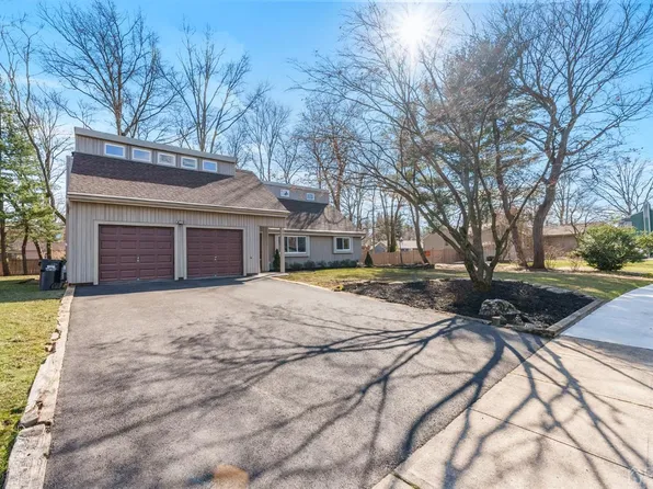 23 Pittsburgh Ave, Piscataway, NJ 08854