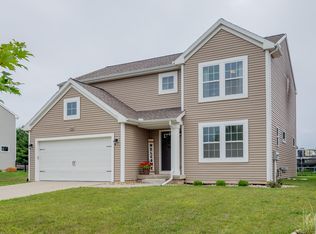 1006 Gardner Pond Ln, Vicksburg, MI 49097