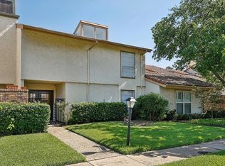 12715 Burninglog Ln, Dallas, TX 75243