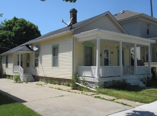 906 Grand Ave, Racine, WI 53403