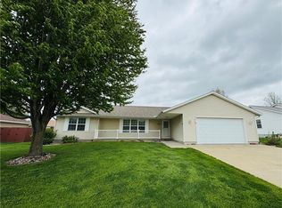 1165 Andrew Dr, Maryville, MO 64468
