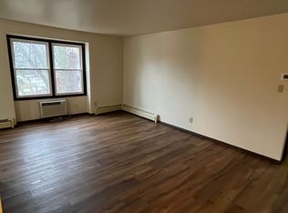 1337 S Taylor St APT 7, Green Bay, WI 54304