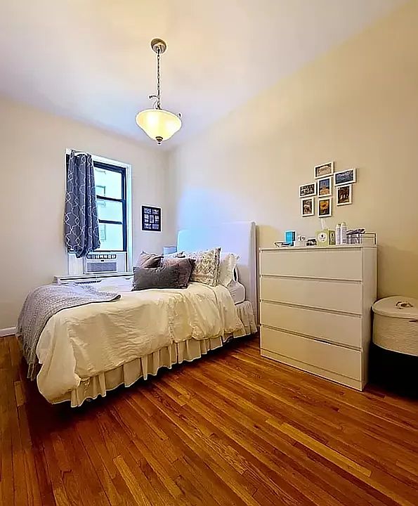 2nd image of 27 W 76th St #2F